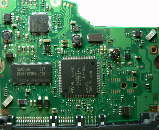 ST3750330AS-PCB-Whole.jpg (1.09 MiB) Viewed 9526 times ST3750330AS-PCB-Whole.jpg