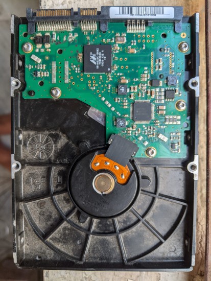 HDD_02.jpg (2.01 MiB) Viewed 12109 times HDD_02.jpg