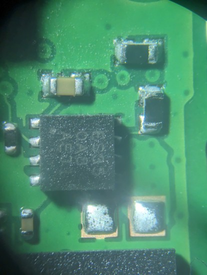 efuse-closeup.jpg