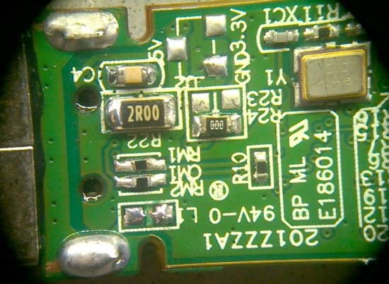 back-of-PCB-201ZZZA1-Corsair-Flash-Voyager-64GB_DETAIL_NEAR_CONNECTOR_WITH_REMOVED_L1_INDUCTOR.jpg