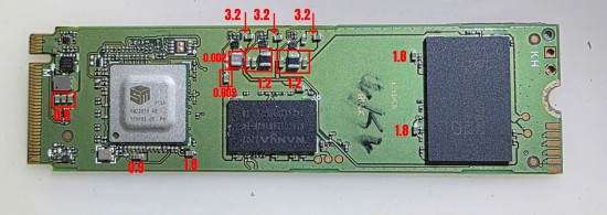NVME VOLTAGE.JPG