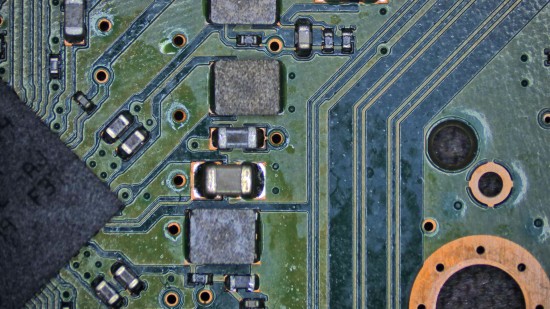 hdd_closeup.jpg (893.81 KiB) Viewed 95 times hdd_closeup.jpg