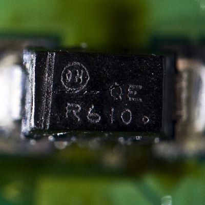 SeagateBarracuda-damaged component close up.jpg (420.17 KiB) Viewed 21441 times SeagateBarracuda-damaged component close up.jpg